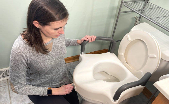 How to Choose a Raised Toilet Seat - A Comprehensive Buying Guide